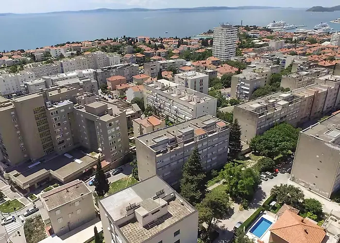 Stunning In Tatil Evi *