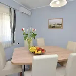 펜션 Awesome In With Private Swimming Pool, Be Inside Or Outside 스플리트